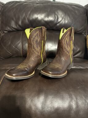 Ariat Youth Western Rodeo Square Toe Boots 10036040 Wiggle Room Size 3.5